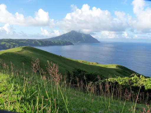 Image for article 18 Stunning Places in the Philippines That Look Like Foreign Destinations