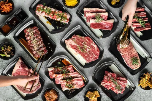 Image for article 15 Korean Dishes to Try That You Always See in K-Dramas