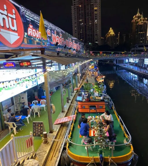 Image for article Pratunam Floating Night Market Opens In The Heart Of Bangkok