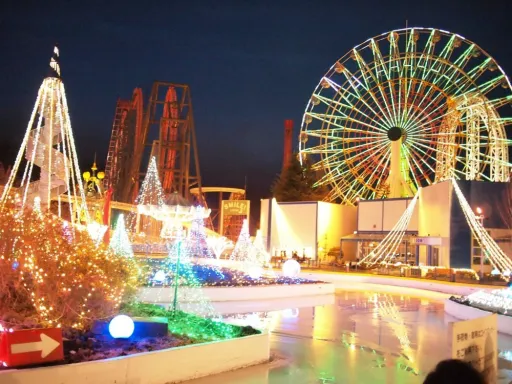 Image for article A Guide to the Most Festive Ice Skating Rinks in Japan & Korea