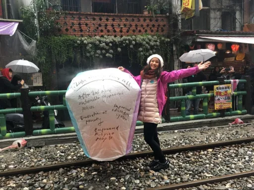 Image for article The Difficult Choice: Save for the Future or Travel and Live Life?