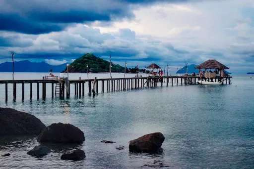Image for article Things to Do in Trat, Thailand: Island Hopping, Fresh Seafood & More