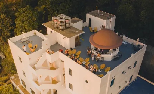 Image for article 10 Cool Hostels in the Philippines for a Vacation to Remember