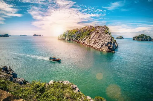 Image for article Things to Do in Halong Bay: A 3D2N Guide