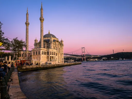 Image for article 24 Hours in Istanbul: What to Do & Where to Go