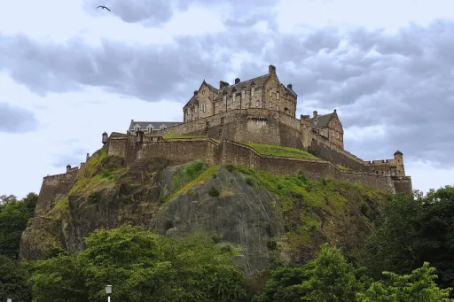 Image for article Top 8 Castles to Visit in Scotland on Your Next Trip