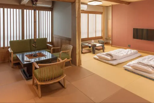 Image for article A Guide to Staying at A Japanese Ryokan: The Dos and Don’ts