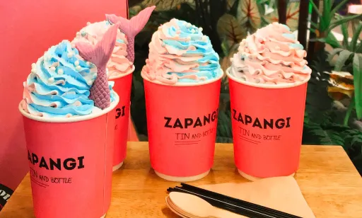 Image for article Seoul Secret Things to Do: Mangwon Cafe Hoppin’, Daehak-ro Musicals, Artee Pedicab & more!