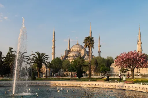Image for article 13 Fantastic Things to Do in Istanbul on Your First Visit