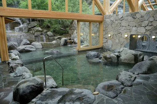 Image for article 10 Best Hot Springs in Japan