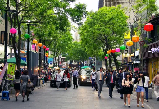 Image for article Shopping in Seoul: Top 16 Places You Have to Explore