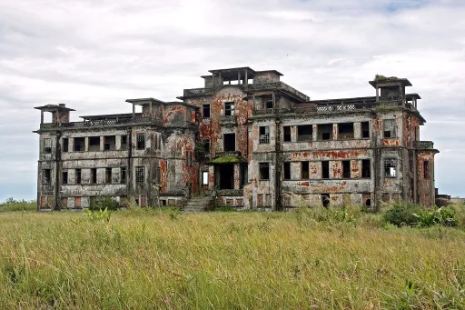 Image for article Bokor Hill Station: An Abandoned Site in Cambodia Worth Exploring