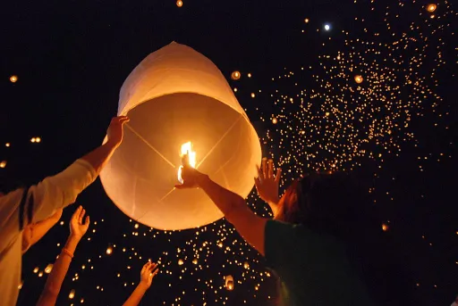 Image for article My Experience at the Loy Krathong Festival in Chiang Rai & Why You Should Take Part Too
