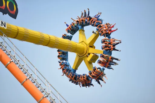 Image for article 11 Reasons Why Dreamworld is The No. 1 Theme Park in Bangkok You Must Visit