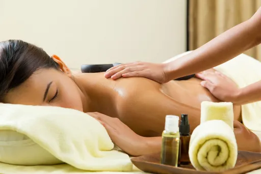 Image for article Hotels in Manila for Your Ultimate Barkada Spa-Cation