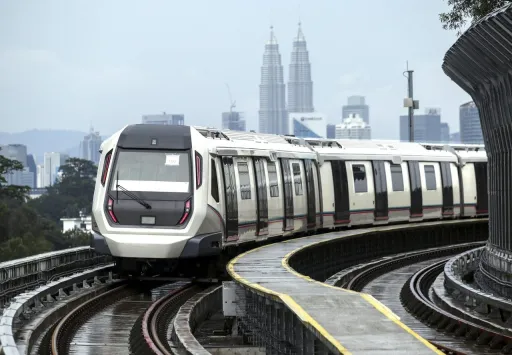 Image for article KL’s New Sungai Buloh-Kajang MRT Line is Now Up and Running