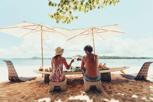 Image for article 10 Luxury Resorts in the Philippines for Your Romantic Honeymoon