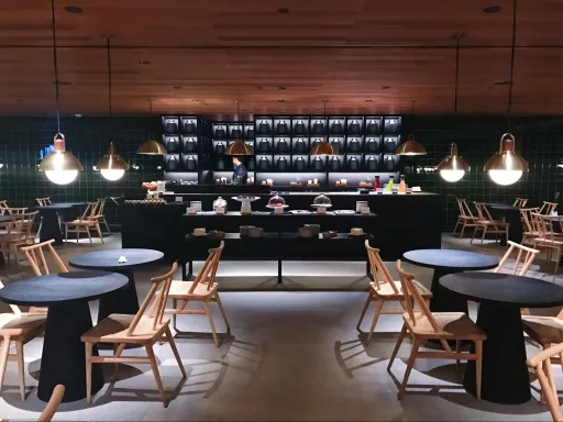 Image for article My First Time Flying Business Class On Cathay Pacific – Here’s What I Loved About It