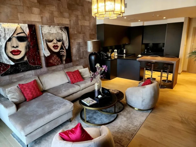Top 6 Airbnb in Deira Dubai