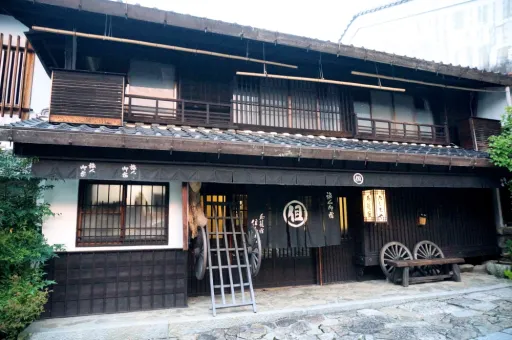 Image for article From Love Hotels to Ryokans: 10 Unique Places to Stay in Japan