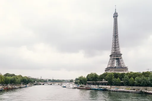 Image for article Paris Itinerary for One Day: Attractions, Food & Shopping