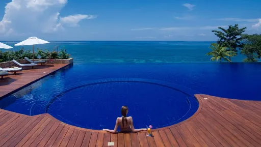 Image for article Beach Getaways in the Philippines: 12 Resorts with the Most Stunning Views