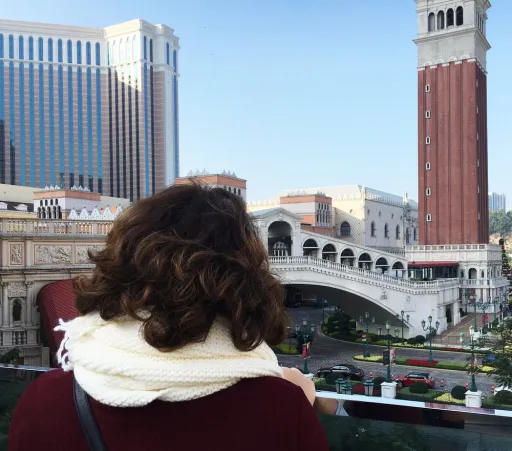 Image for article 25 Practical Ways to Save for Your Travels