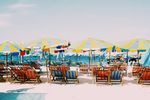 Image for article Krabi vs. Phuket: Which is Thailand’s Better Beach Destination?