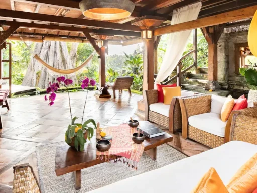 image for article The 5 Best Airbnbs in Bali for a Romantic Getaway
