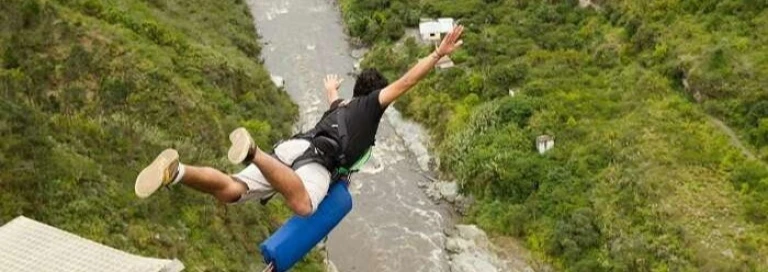 Lose yourself while bungee jumping in Rishikesh