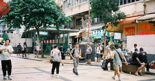 Image for A Shopper’s Paradise: Firsthand Guide to Hong Kong’s Best Malls, Markets, and Lesser-known Gems!