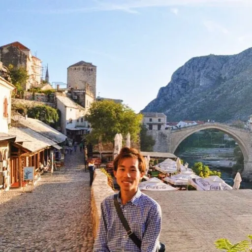 Donovan Leong Image of Donovan Leong