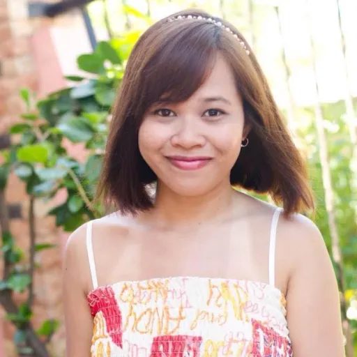 Roxanne Tamayo Image of Roxanne Tamayo