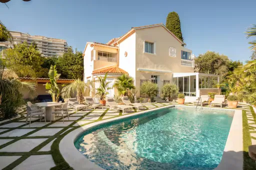 Image for article 8 Best 2026 Airbnb Stays in Cannes, France on La Croisette