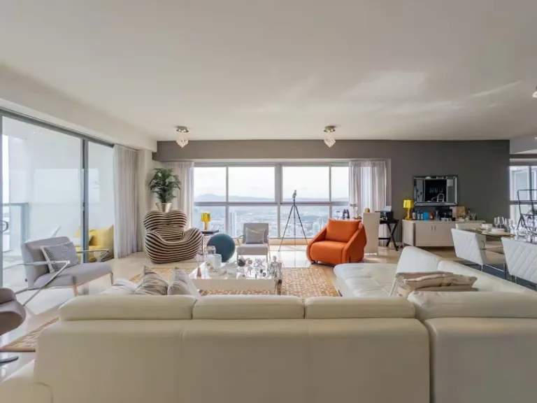 Luxury Airbnb Panama City 