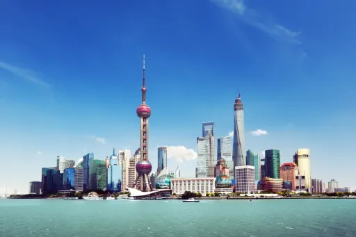 Image for article A Budget Travel Guide to Shanghai: Flight Deals and Getting Around