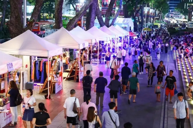 weekend markets in Singapore
