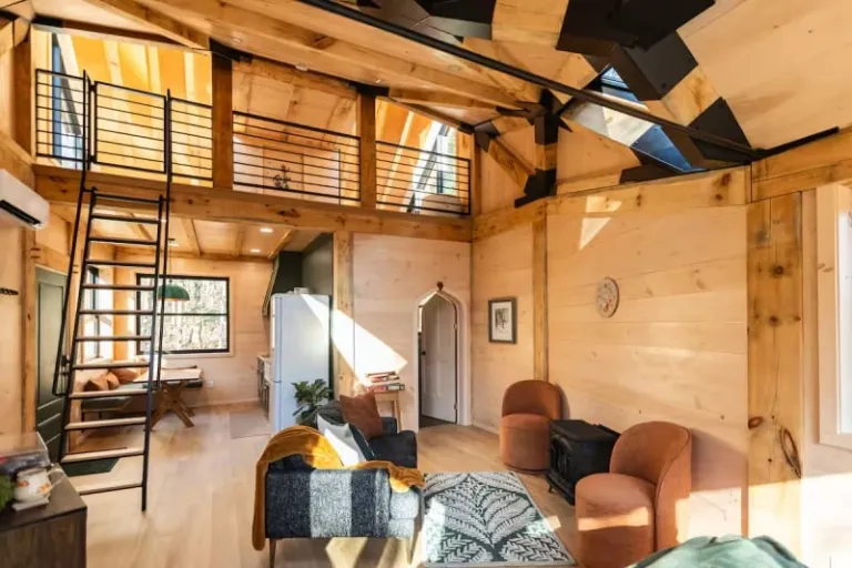 Treehouse Airbnb United States 