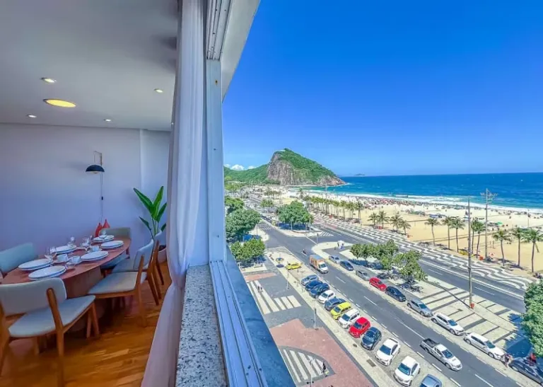 luxurious Airbnbs in Copacabana 
