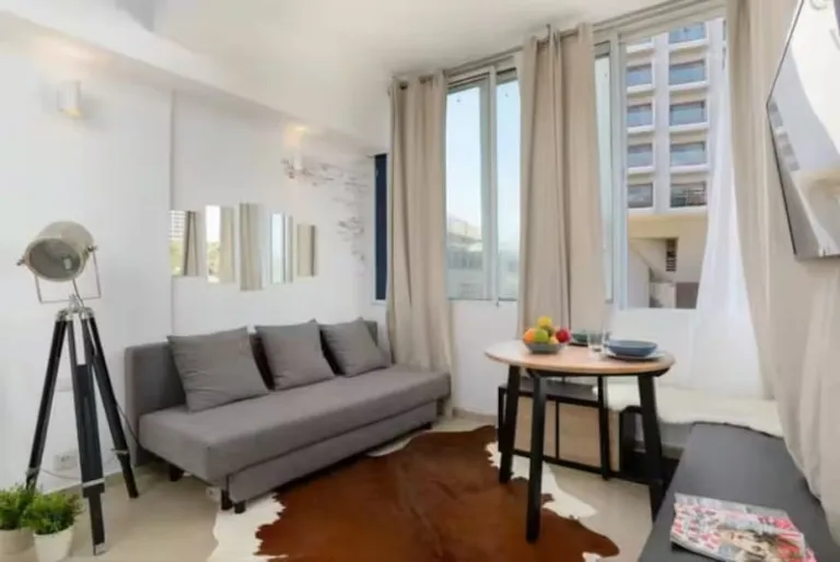 Airbnb Tel Aviv Beach views