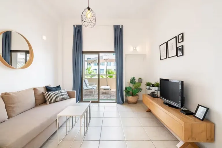 Airbnb Tel Aviv Beach views