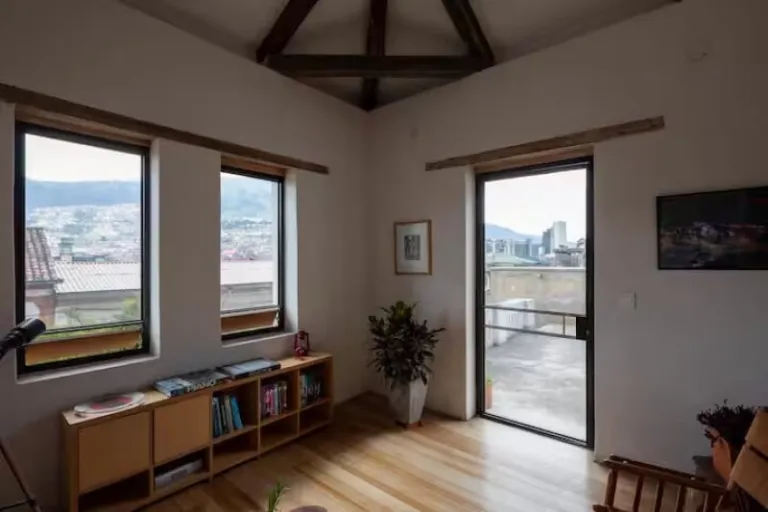 garden house Airbnbs in Quito historic 