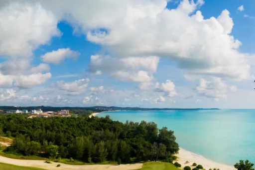 Image for article 10 Fuss-Free Year-End Getaways In and Around Singapore