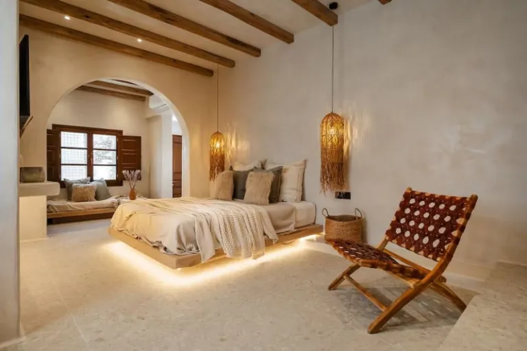 cycladic Airbnb stays in Naxos