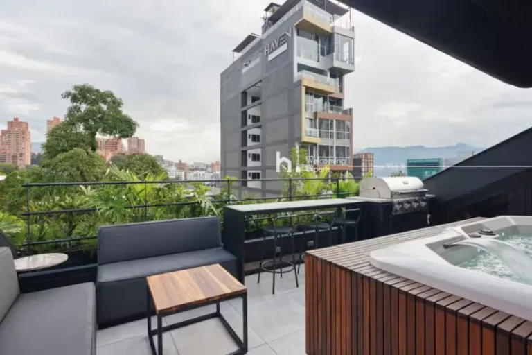Airbnb Medellín