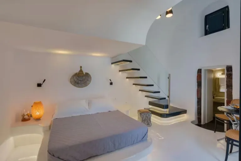 Airbnb Fira Santorini 