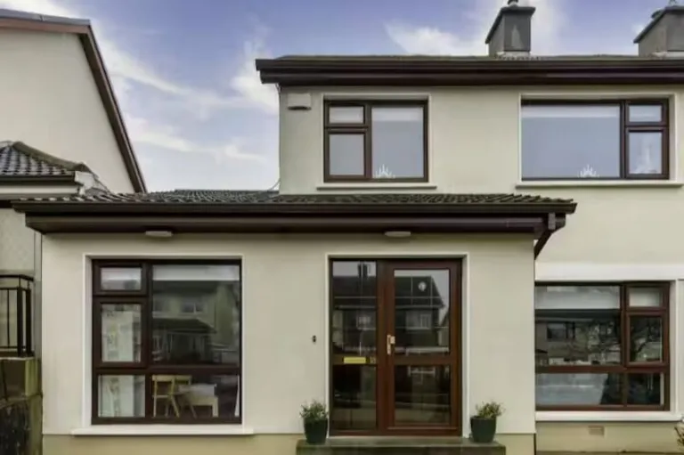 Airbnb stays in Galway 