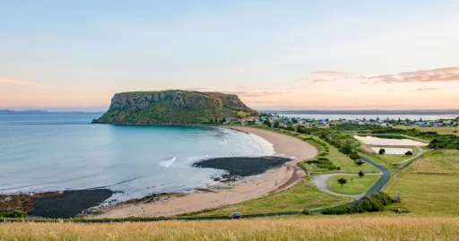 Image for article See Australia Like Never Before: Off-the-Beaten-Path Towns to Explore by Road