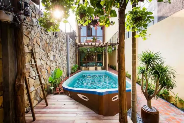 rustic villa Airbnb stays in Hoi An