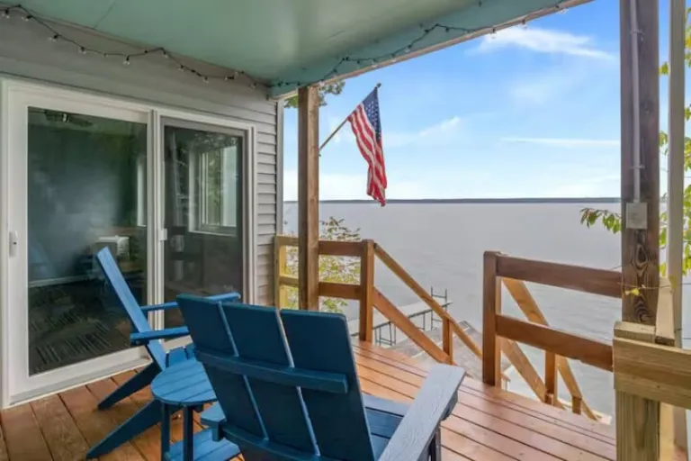 Airbnb stays in Finger Lakes
